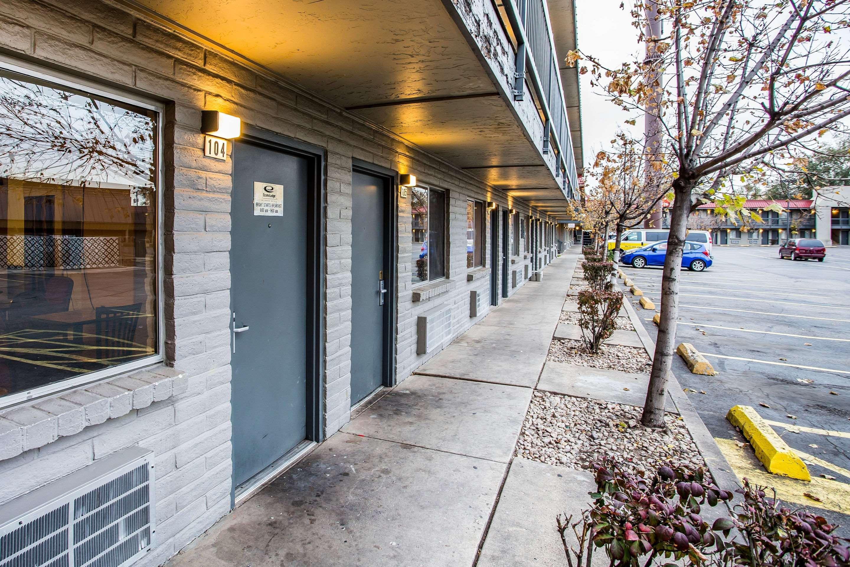 Econo Lodge Downtown Salt Lake City Exteriör bild